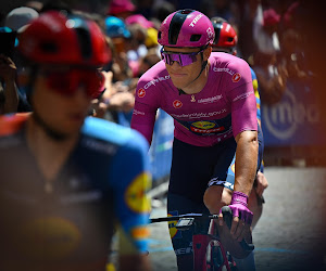 🎥 Milan knalt naar zijn tweede ritzege in de Giro, sprint van Merlier zorgt voor discussie