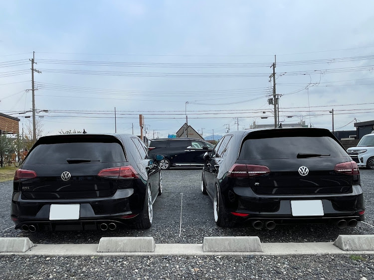 ゴルフGTIの泡泡ヌルヌルテカテカ洗車・アダムス　グラフェンCS3・アダムスポリッシュスリック＆スライド・古さんポイントの旅・アウトレットパーク滋賀竜王に関するカスタム事例の投稿画像6枚目