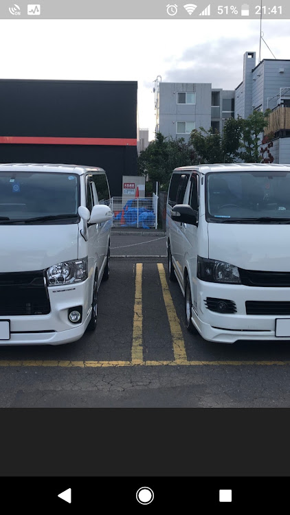 ハイエースバンのサル君・たぐやんさん・シンプルエースコラボ・おまけでエナジー(笑)に関するカスタム事例の投稿画像1枚目