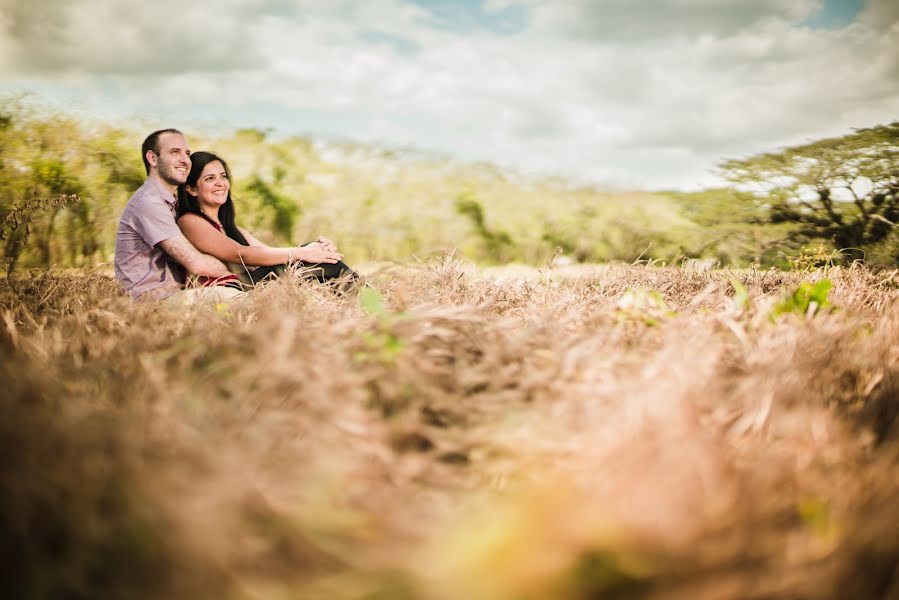 Fotografo di matrimoni Rahimed Veloz (photorayve). Foto del 12 aprile 2020