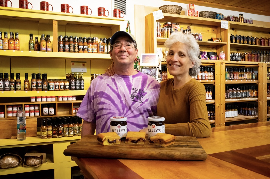 STEVE & MICHELE OF OLD AGNESS STORE