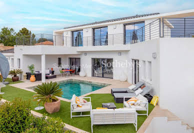 Seaside house with pool and terrace 3