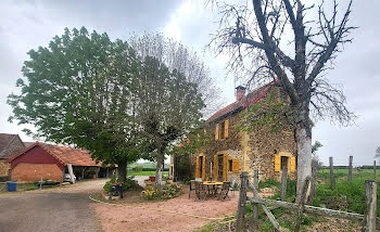 maison à Poisson (71)