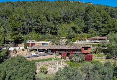 House with pool and terrace 5