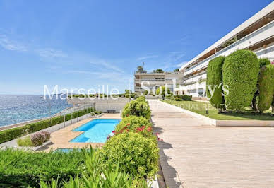 Seaside apartment with terrace 1