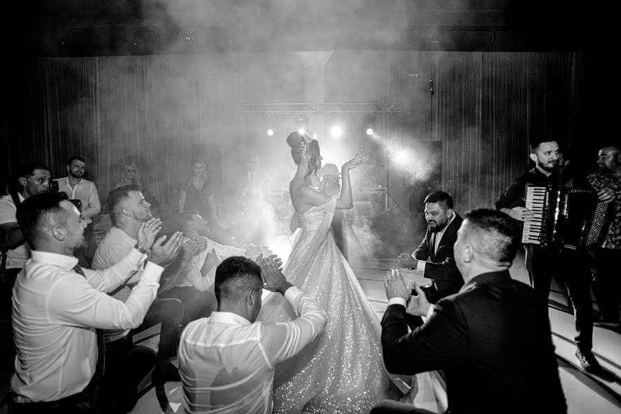 Wedding photographer Ruxandra Manescu (ruxandra). Photo of 19 September 2022