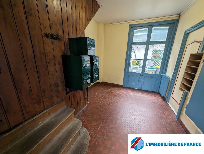 Vente immeuble  187 m² à Saint-Omer (62500), 260 000 €