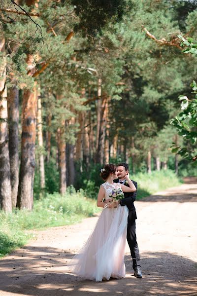 Fotografo di matrimoni Pavel Starostin (starostinpablik). Foto del 1 agosto 2018