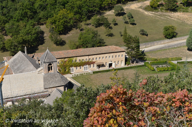 Abbaye Senanque, sentier du Maquis