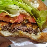 THEFREEN BURGER 樂檸漢堡(文化秀泰門市)