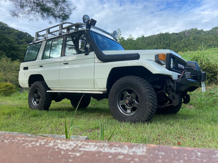 ランドクルーザー70のランクル70に関するカスタム事例の投稿画像1枚目