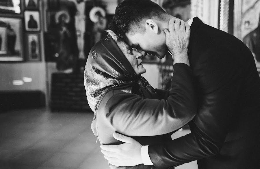 Fotógrafo de casamento Staver Ivan (stawer). Foto de 5 de março 2019