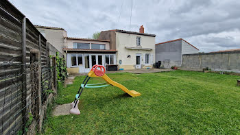 maison à La Chapelle-Heulin (44)