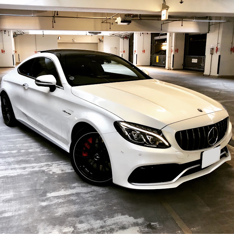 Cクラスのc63s・C63AMG・M2コンペティションに関するカスタム事例の投稿画像2枚目