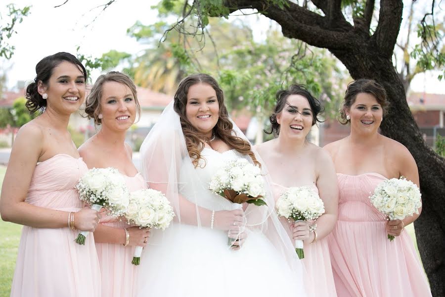 Fotógrafo de bodas Sophie Louise (sophielouise). Foto del 11 de febrero 2019