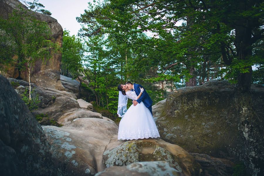 Fotógrafo de casamento Evgeniy Rogozov (evgenii). Foto de 20 de junho 2016