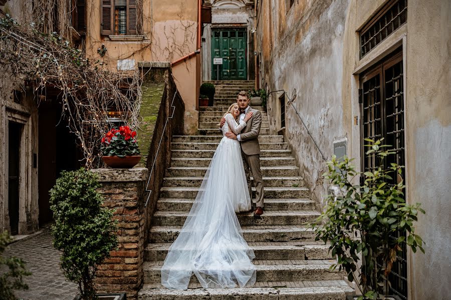 Wedding photographer Tomasz Zukowski (hellofotografia). Photo of 21 January 2023