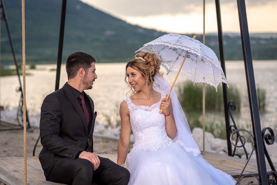 Wedding photographer Nikolay Nikolov (flexito). Photo of 15 July 2019