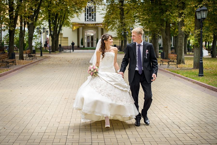 Fotógrafo de casamento Dmitriy Borisov (demm). Foto de 3 de novembro 2013