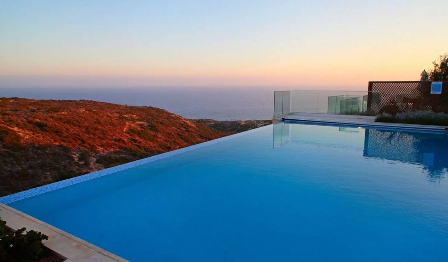 Property with pool Aphrodite Hills