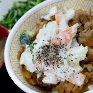 すき家SUKIYA日本平價牛丼(民權西路店)