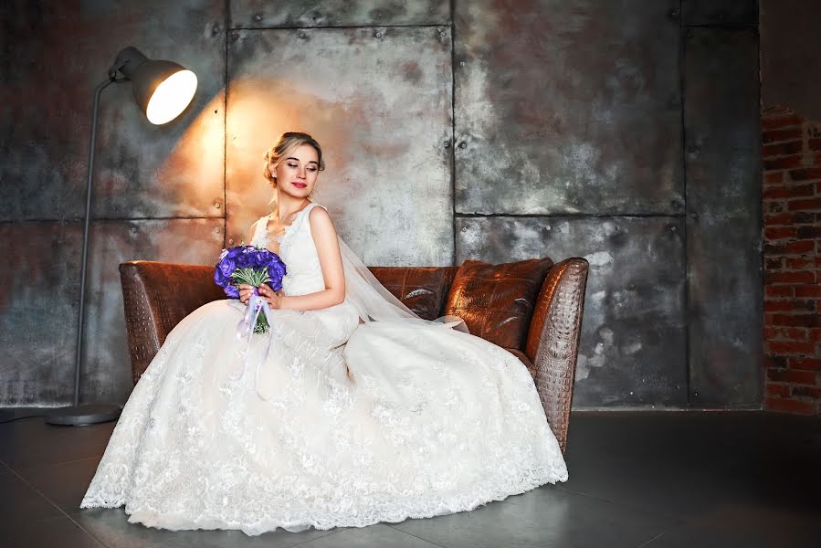 Wedding photographer Roman Goncharov (romanrakurs). Photo of 6 December 2019