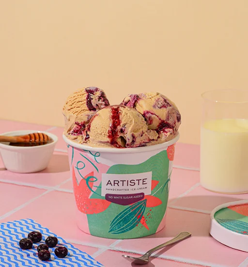 Berry Cheesecake Ice Cream 600 Ml