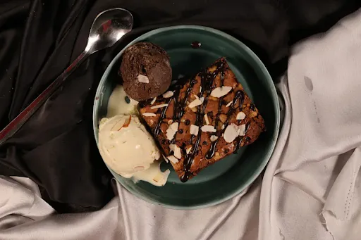 Brownie Sundae