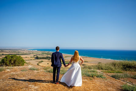 Wedding photographer Lóránt Kiss (lorantkiss). Photo of 4 January 2023