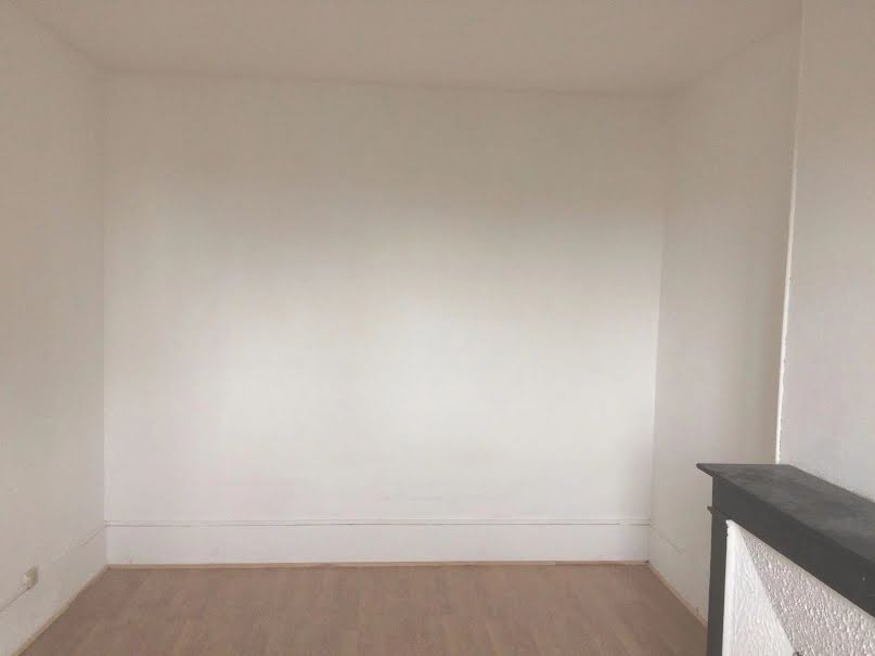 Location  appartement 2 pièces 32 m² à Arcueil (94110), 812 €