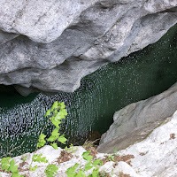 Cellina,brivido dell'acqua nella forra di 