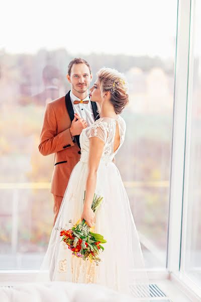 Esküvői fotós Marina Zhazhina (id1884914). Készítés ideje: 2016 október 27.