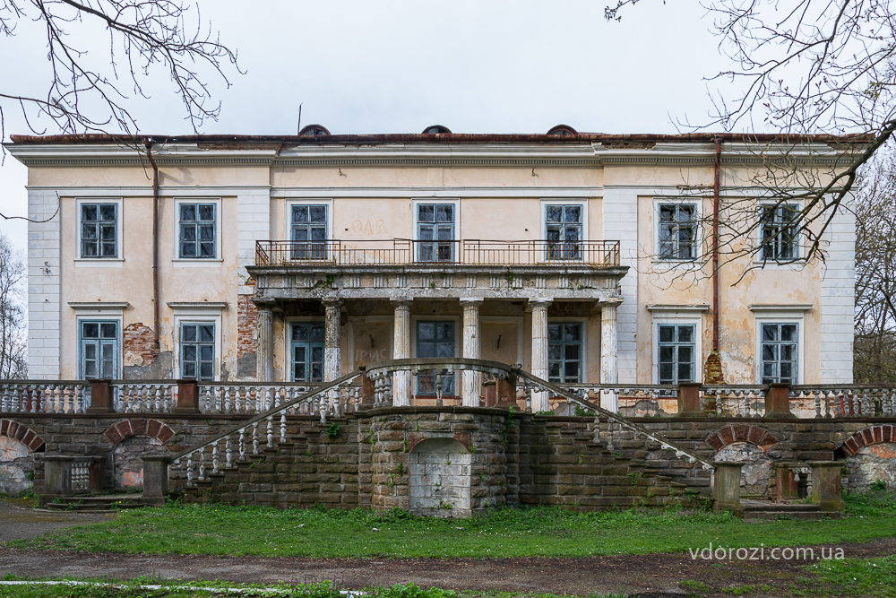 strusiv_palats