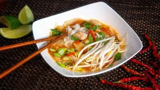 Chicken Thukpa