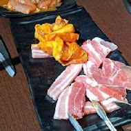 豬對有韓式烤肉吃到飽(台南店)