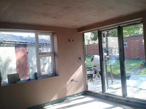 Plasterer, Coving, Flat Ceilings, Lime Plastering, Pebble Dashing, Plaster Mouldings, Plastering, Rendering, Screeding/Dry Lining, Skimming, Swindon, Ware, Oxford, High Wycombe, Cirencester, Wiltshire
