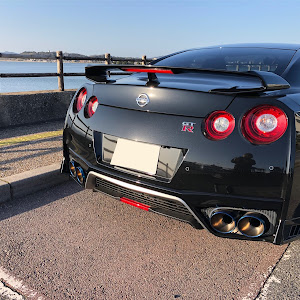 NISSAN GT-R R35