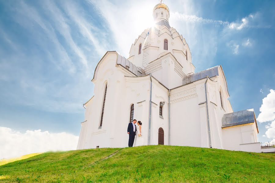 Fotografo di matrimoni Andrey Zhvakin (andy-z-z). Foto del 27 settembre 2015