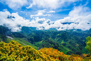 The dormant Piton des Neiges volcano on Réunion last erupted 12,000 years ago. 