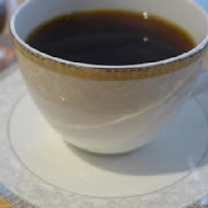 Knutsen Petite Cafe 肯努森咖啡