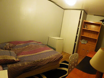 chambre à Paris 20ème (75)