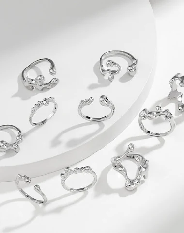 Anillo de metal irregular con perso - 0