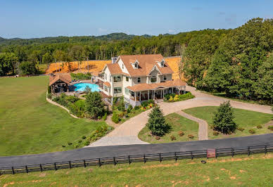 House with pool and garden 2