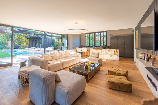 Maison avec piscine 3