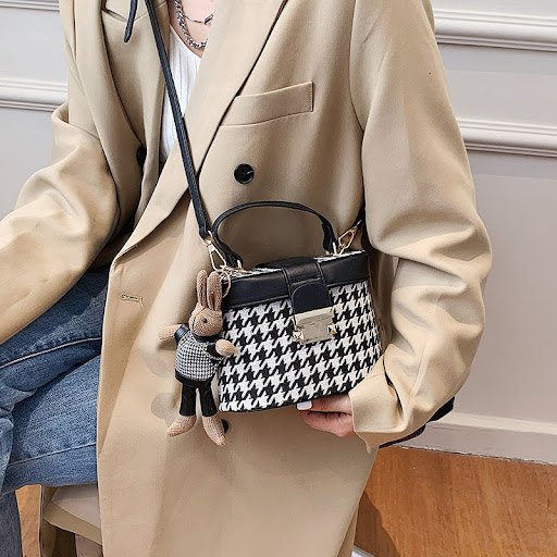 Title 6, Internet Celebrity Foreign Style Small Bag for ...