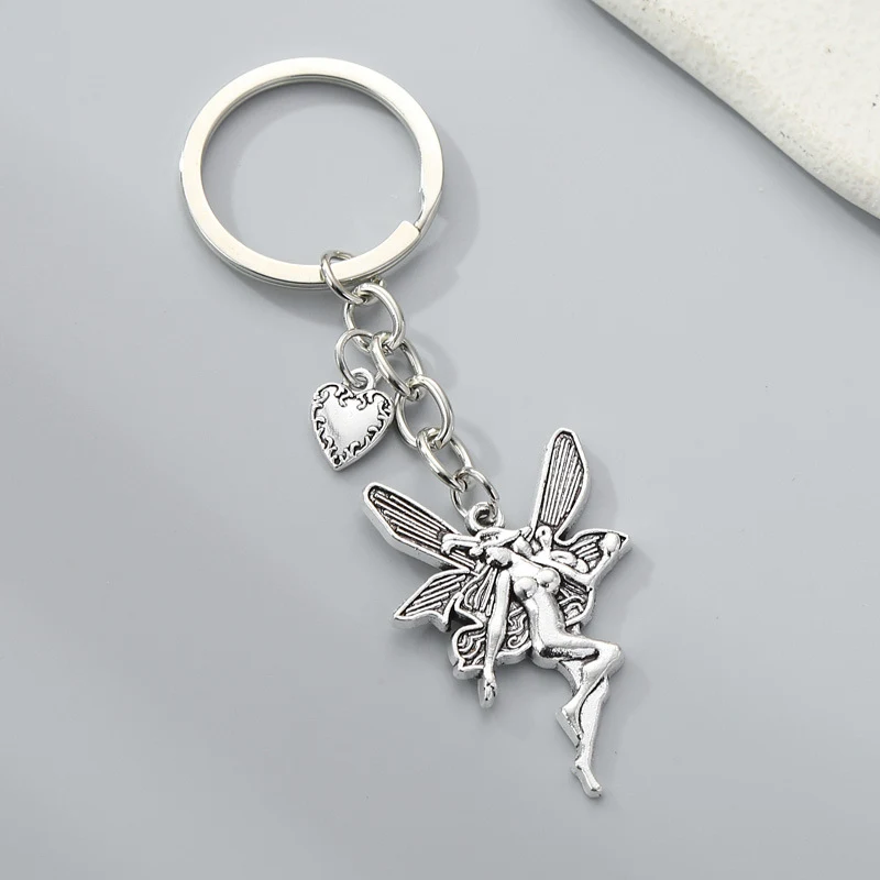 Sleutelhanger Pompoen Koets Persoonlijkheid Heren en Dames Stijlvolle en Unieke Sleutel Accessoire Ideaal Cadeau voor Iedereen