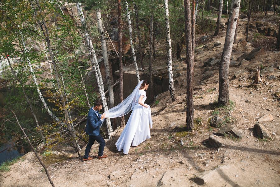 Wedding photographer Maksim Maksimenko (2maxfoto). Photo of 27 April 2016