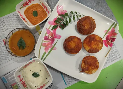 Podi Idli [4 Pieces]