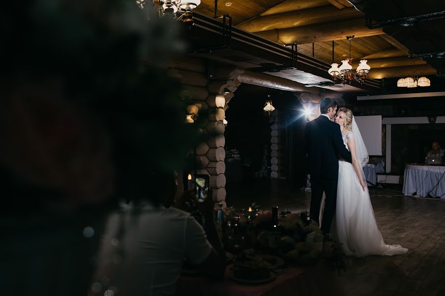 Fotógrafo de casamento Galina Mikitinskaya (mikifoto). Foto de 12 de agosto 2018