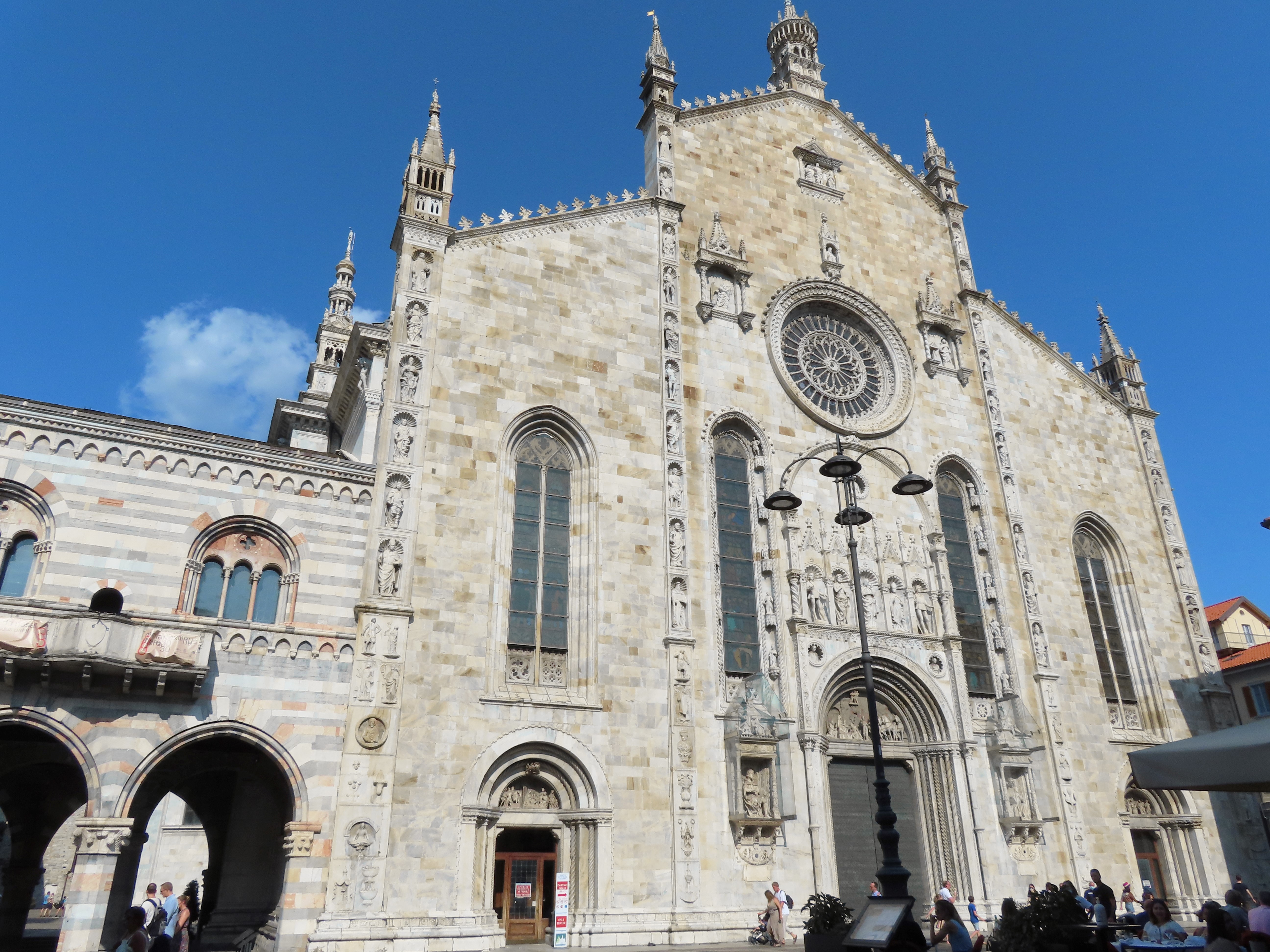 Il Duomo di Como di Cesare Cattaneo